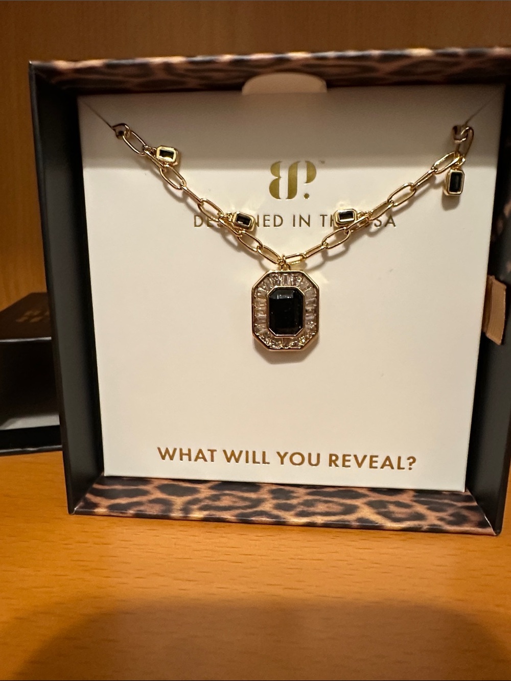 Bomb party - Untamed necklace